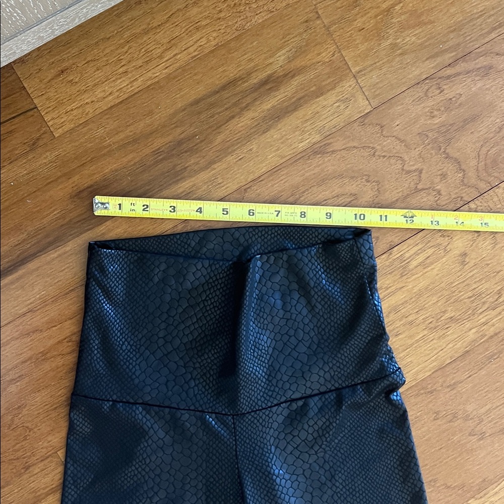 CHERISH BLACK SNAKE SKIN FAUX LEATHER LEGGINGS - Picture 6 of 12